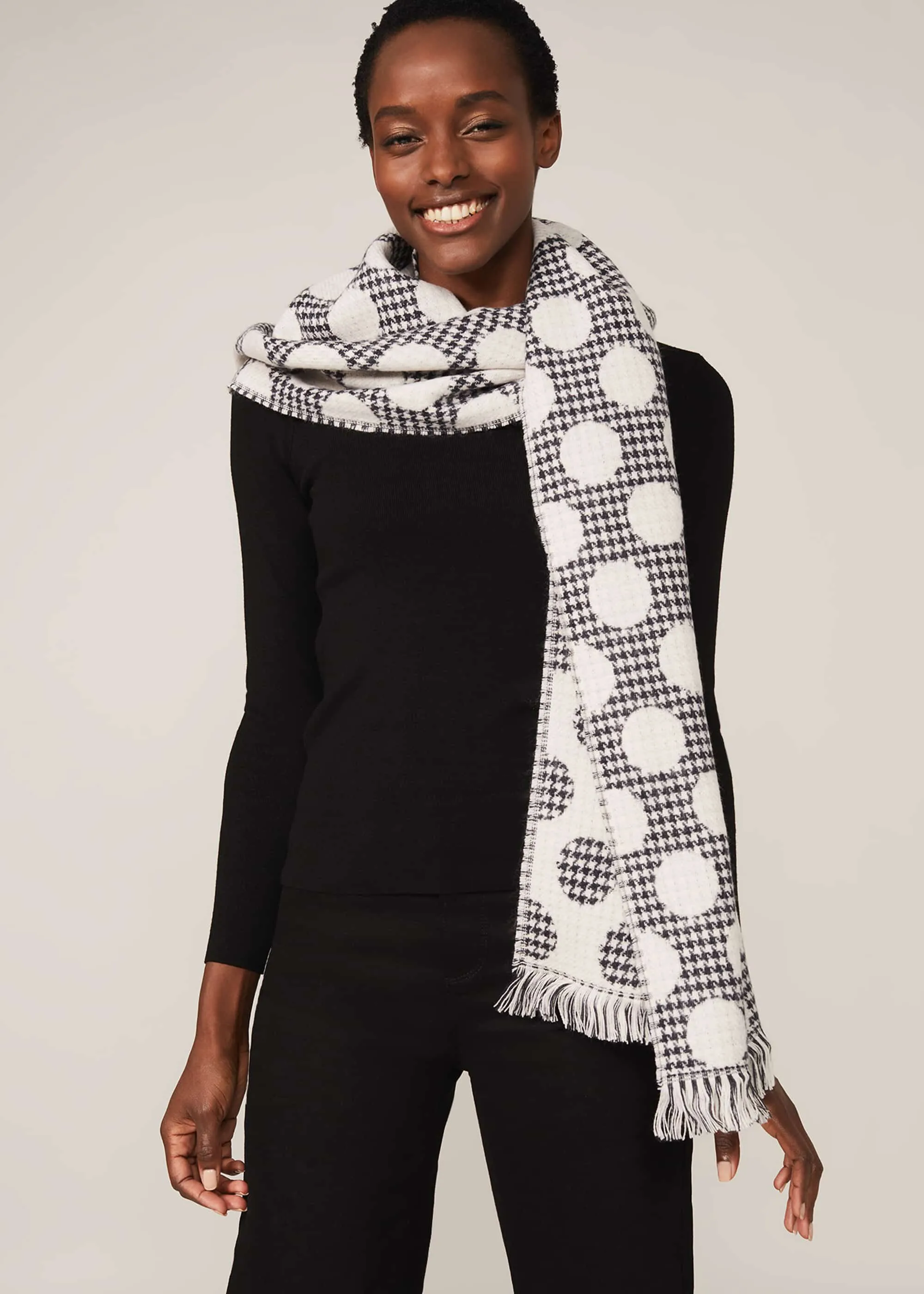 Houndstooth Spot Scarf