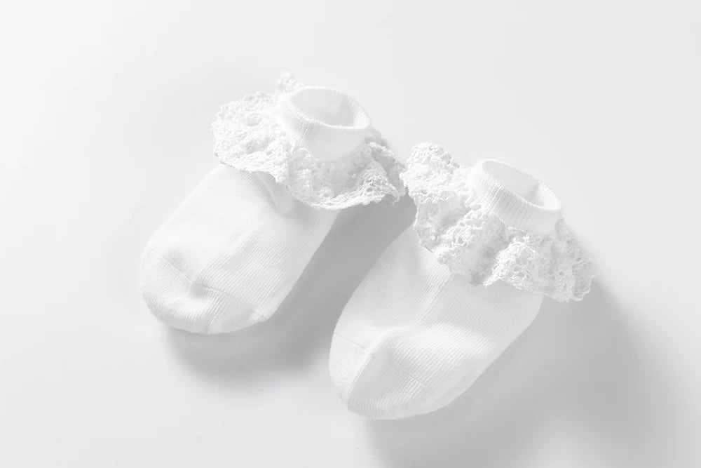 Ma Mer  Socks with Lace Frill - White