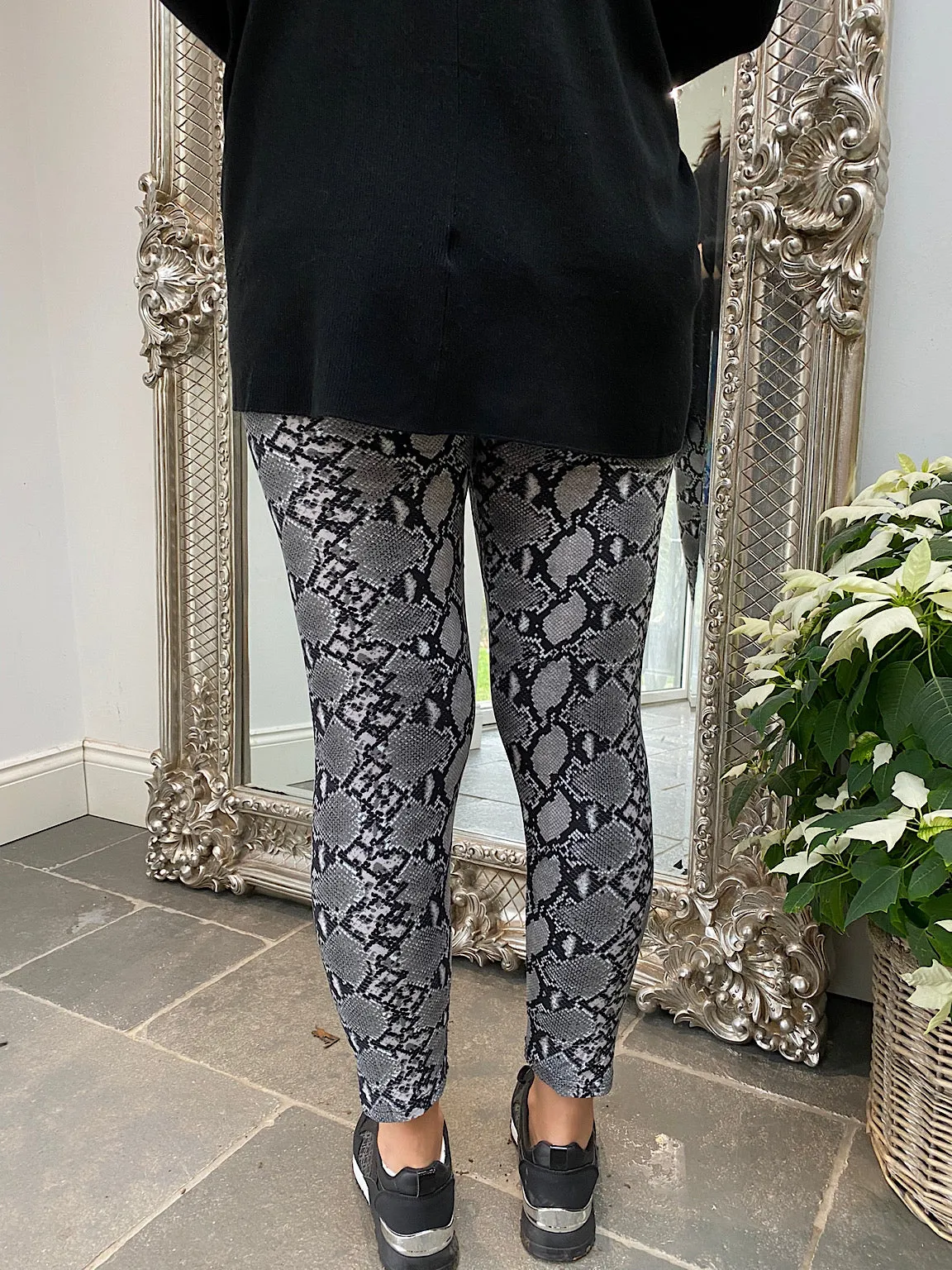 Snake Print Leggings