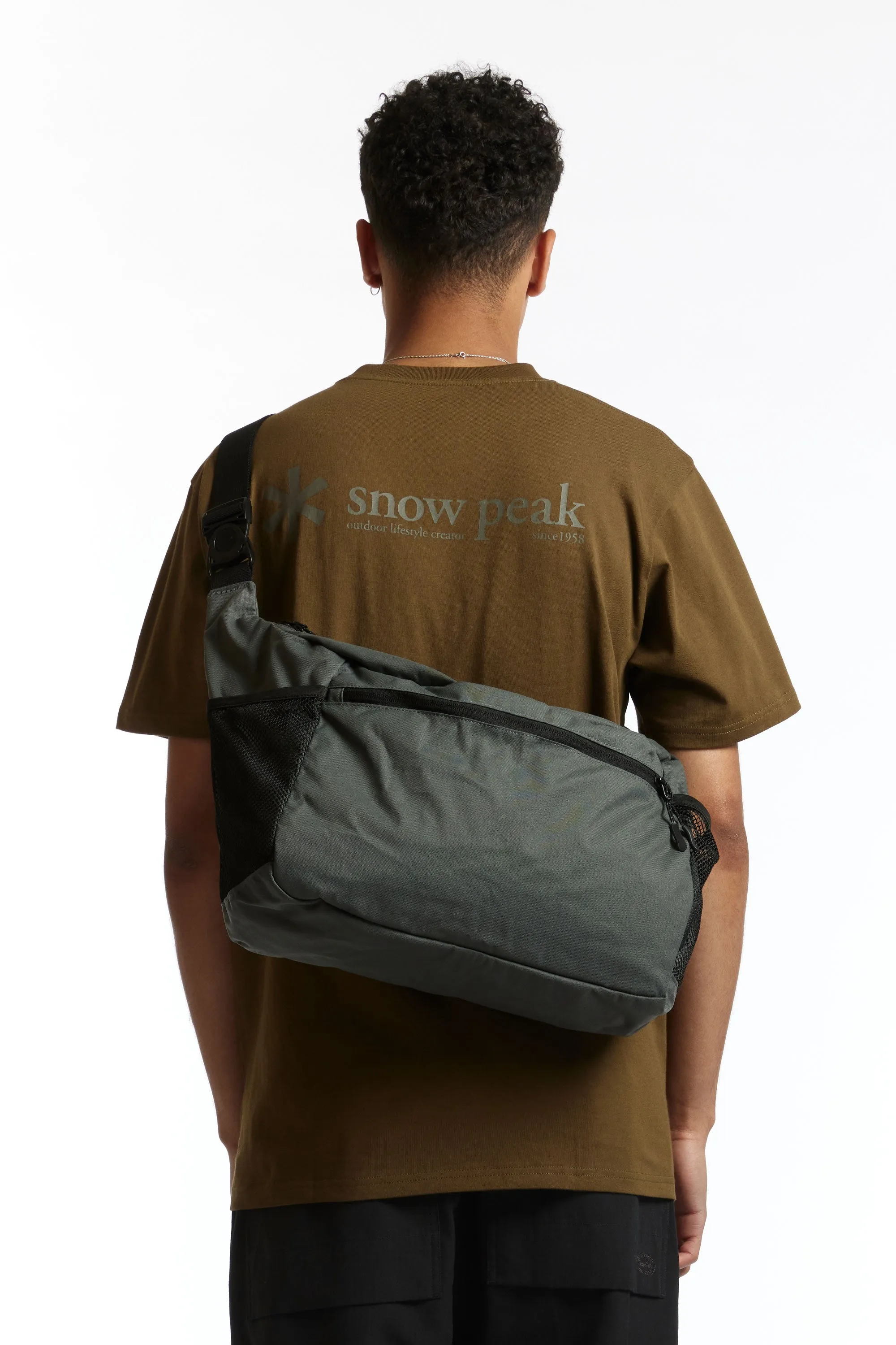 SNOW PEAK - MIDDLE SHOULDER BAG