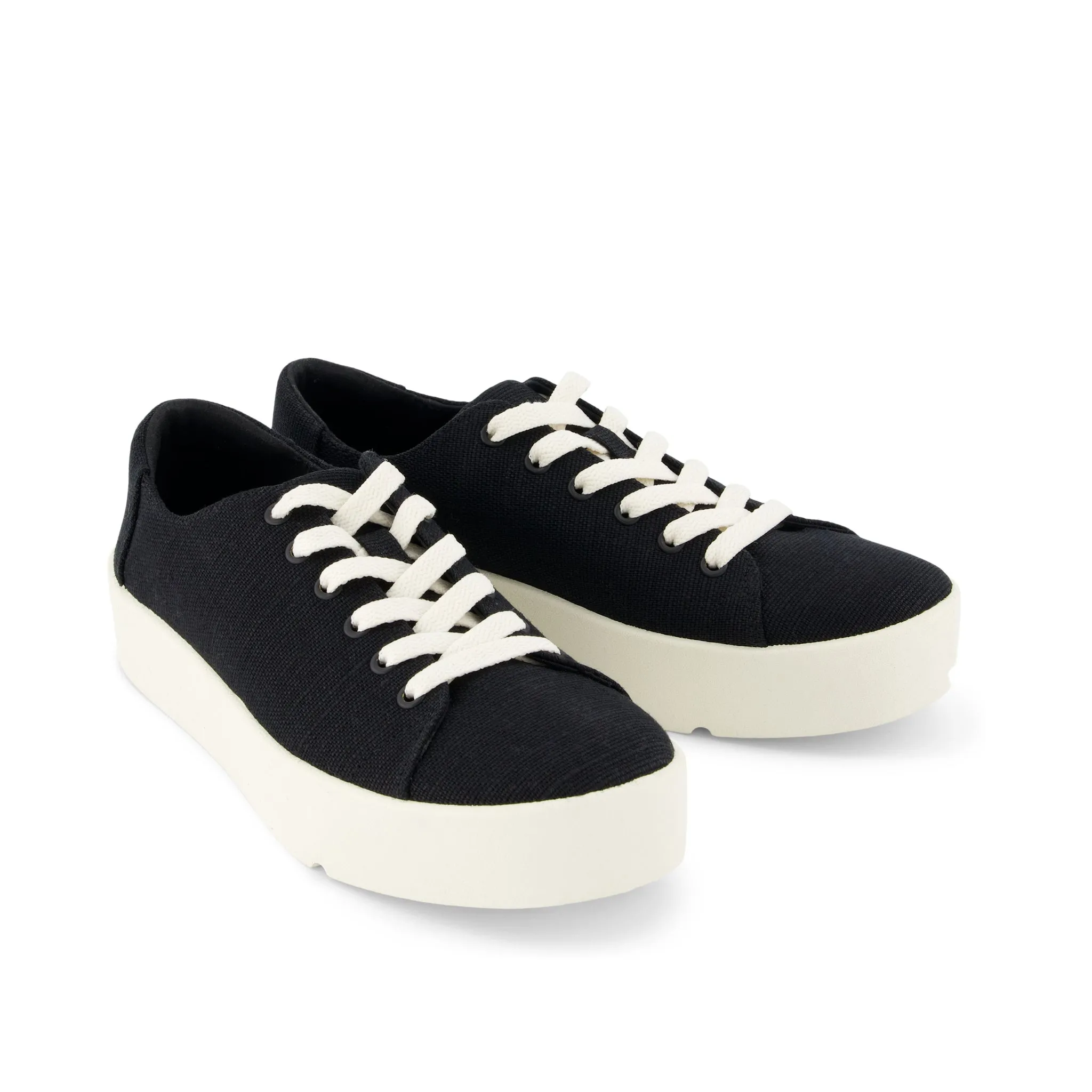 Verona Lace-Up Sneaker