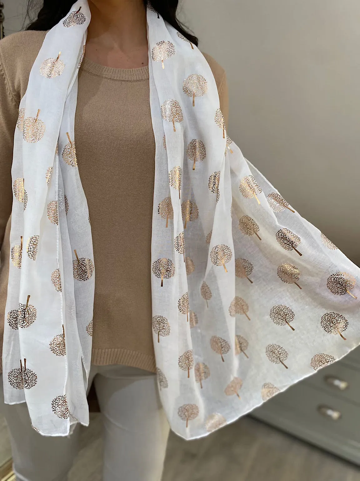 White Metallic Tree of Life Scarf